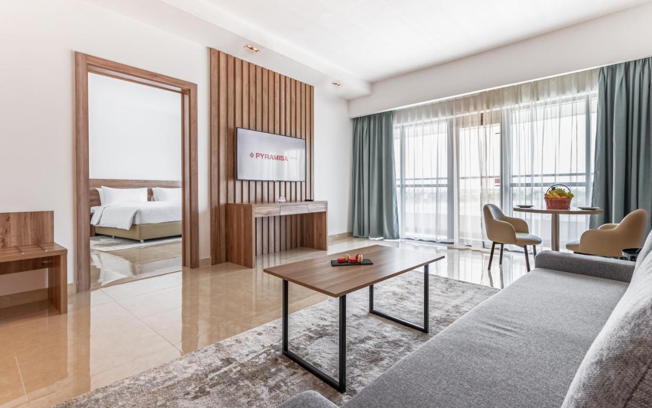 Pyramisa Hotel Apartments 迪拜 外观 照片